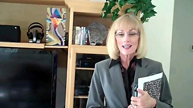 A blowjob from this hot amateur granny Wicked Sexy Melanie.