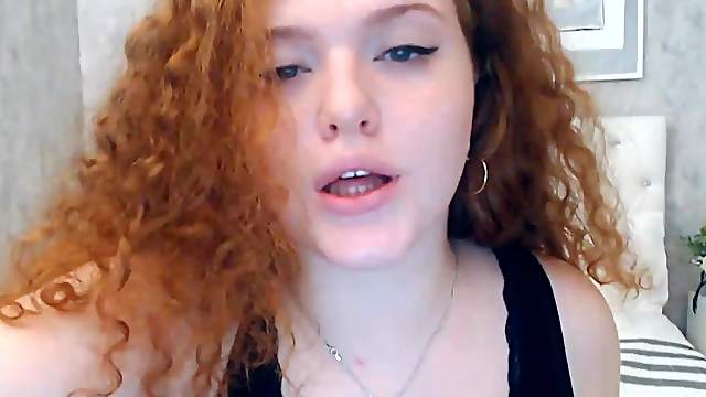 Curly Sexy Babe And Her Sexually Lewd Performance Live