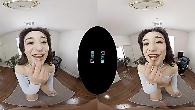 Latina tutor Isabella Nice is craving some cock
