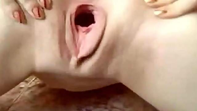 Pretty Sexy Babe With Gorgeous Body Fuck Her Pussy