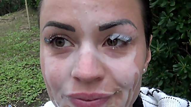 Cute French brunette jogging in the park suck dick