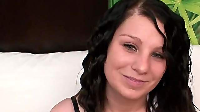 Sexy brunette teen with a raspy voice sucks a fat cock