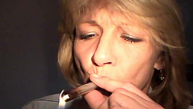 Cat Tossing Floirda Woman ANAL Hooker BJ