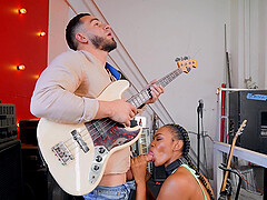 Interracial quickie with cum loving ebony model Asteria Diamond