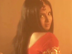 Beautiful Indian Dance To Arouse Dancing Experience