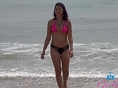 Cock hungry Lily Adams gives road head and makes him cum fast