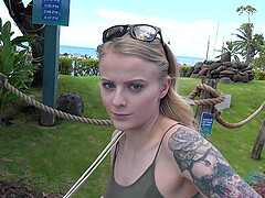 Outdoor dicking with a blonde darling & her man - Paris White