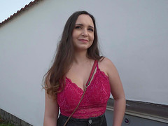 Zeynep Rossa with big tits having fun while sucking a dick