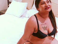Video of chubby Indian amateur getting fucked in missionary