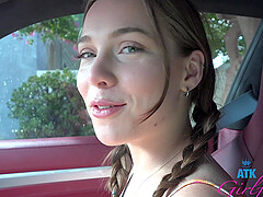 Brunette Venus Vixen enjoys while sucking a dick in HD POV