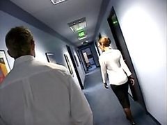 Sexo de oficina con una rubia fantástica