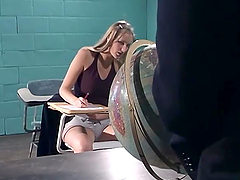 Gorgeous blondie gets nailed & takes the jizz in her mouth