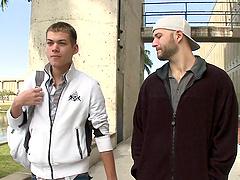Gay loves fuck each other out in public