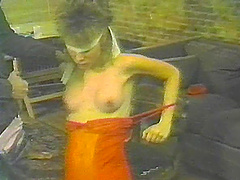 Amateur hussy works on a dick in hardcore retro sex video