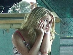 Blonde porn hottie Dixie Belle gets nailed in car fucking