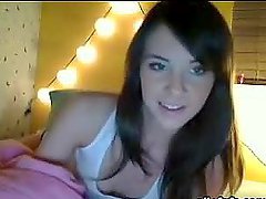 Hot Webcam Chat With Teasing Amateur Babe