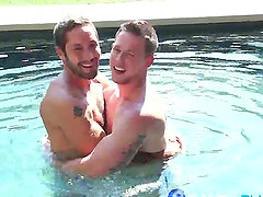 Straight Southern muscle studs Duke Campbell and Jeff Powers bareback fuck.