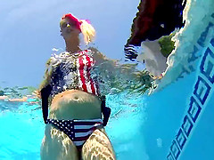 Libidinous Terry fucking alternative Jesyka Diamond in the pool