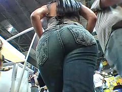 An Insane Handjob From Olivia The Sexy Brunette With A Chunky Ass