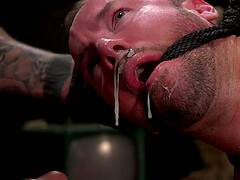 BUffed gay couple pound each other hardcore in a prison cell
