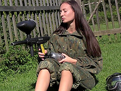 Handsome brunette chick Heather Harries masturbates while playing