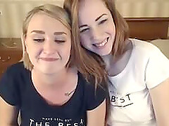 Lesbian teens masturbating and squirting on webcam