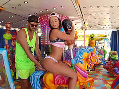 Big butt pornstar Franceska Jaimes craves for deep anal sex