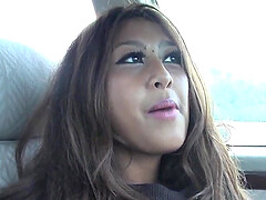 Sexy chick Lyka Lopez enjoys rubbing her pussy with a small toy